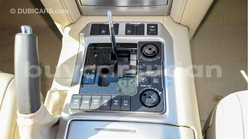 Big with watermark toyota land cruiser al jazirah state import dubai 2795