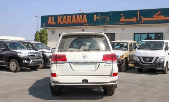 Buy Import Toyota Land Cruiser White Car in Import - Dubai in Al Jazirah State Buy Import Toyota Land Cruiser White Car in Import - Dubai in Al Jazirah State