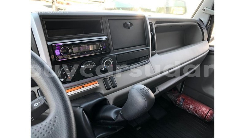 Big with watermark mitsubishi carisma al jazirah state import dubai 2800