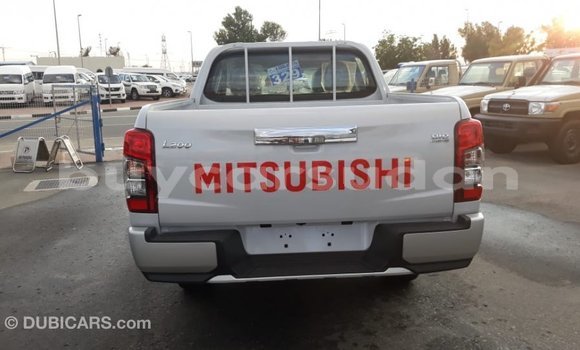 Buy Import Mitsubishi L200 White Car in Import - Dubai in Al Jazirah State Buy Import Mitsubishi L200 White Car in Import - Dubai in Al Jazirah State