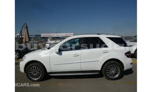 Buy Import Mercedes-Benz 190 White Car in Import - Dubai in Al Jazirah State Buy Import Mercedes-Benz 190 White Car in Import - Dubai in Al Jazirah State