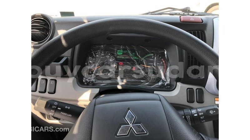 Big with watermark mitsubishi carisma al jazirah state import dubai 2817