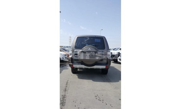 Buy Import Mitsubishi Pajero Brown Car in Import - Dubai in Al Jazirah State Buy Import Mitsubishi Pajero Brown Car in Import - Dubai in Al Jazirah State