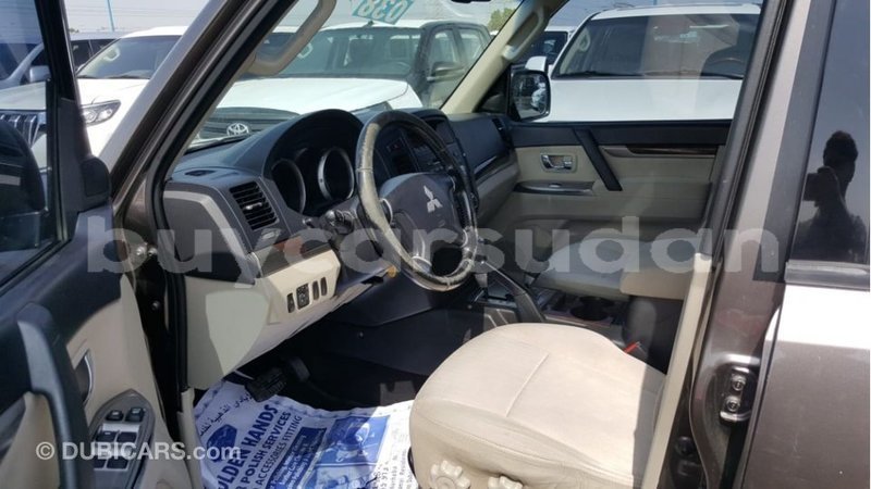 Big with watermark mitsubishi pajero al jazirah state import dubai 2824
