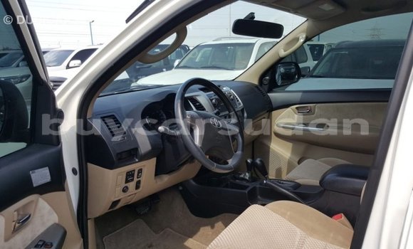 Buy Import Toyota Fortuner White Car in Import - Dubai in Al Jazirah State Buy Import Toyota Fortuner White Car in Import - Dubai in Al Jazirah State