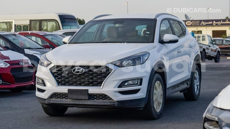 Big with watermark hyundai tucson al jazirah state import dubai 2838
