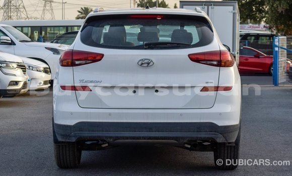 Buy Import Hyundai Tucson White Car in Import - Dubai in Al Jazirah State Buy Import Hyundai Tucson White Car in Import - Dubai in Al Jazirah State