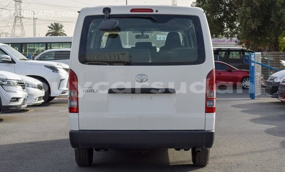 Buy Import Toyota Hiace White Car in Import - Dubai in Al Jazirah State Buy Import Toyota Hiace White Car in Import - Dubai in Al Jazirah State