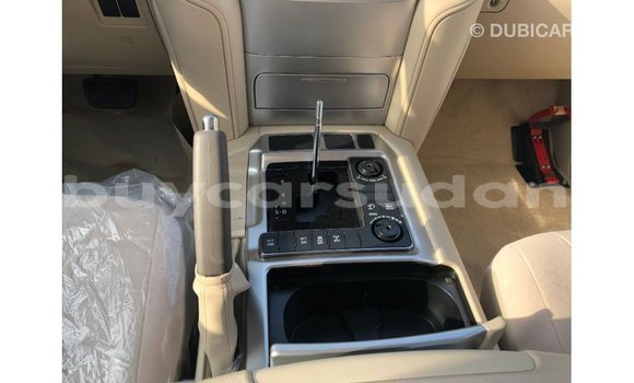 Buy Import Toyota Land Cruiser White Car in Import - Dubai in Al Jazirah State Buy Import Toyota Land Cruiser White Car in Import - Dubai in Al Jazirah State