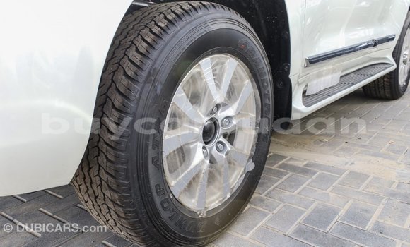 Buy Import Toyota Land Cruiser White Car in Import - Dubai in Al Jazirah State Buy Import Toyota Land Cruiser White Car in Import - Dubai in Al Jazirah State