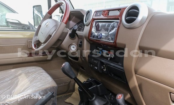 Buy Import Toyota Land Cruiser Beige Car in Import - Dubai in Al Jazirah State Buy Import Toyota Land Cruiser Beige Car in Import - Dubai in Al Jazirah State