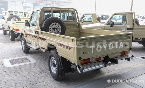 Buy Import Toyota Land Cruiser Beige Car in Import - Dubai in Al Jazirah State Buy Import Toyota Land Cruiser Beige Car in Import - Dubai in Al Jazirah State