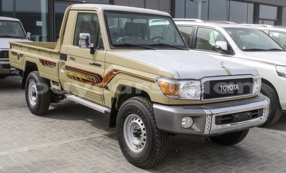 Buy Import Toyota Land Cruiser Beige Car in Import - Dubai in Al Jazirah State Buy Import Toyota Land Cruiser Beige Car in Import - Dubai in Al Jazirah State