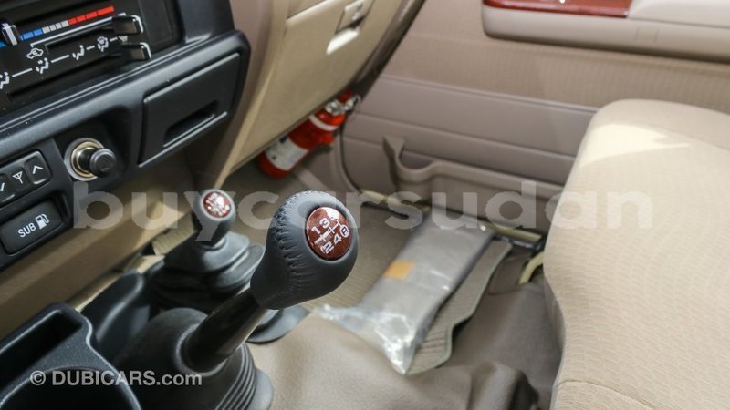 Big with watermark toyota land cruiser al jazirah state import dubai 2859