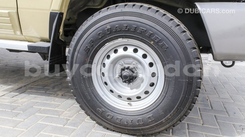 Big with watermark toyota land cruiser al jazirah state import dubai 2859