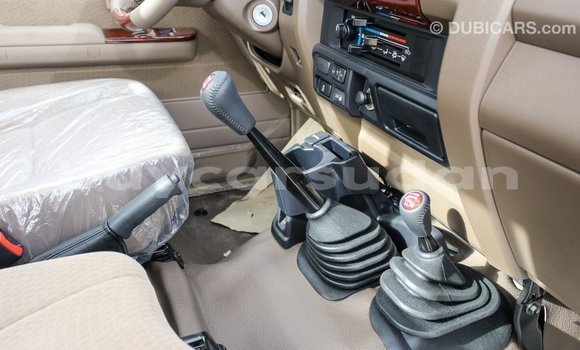 Buy Import Toyota Land Cruiser Beige Car in Import - Dubai in Al Jazirah State Buy Import Toyota Land Cruiser Beige Car in Import - Dubai in Al Jazirah State
