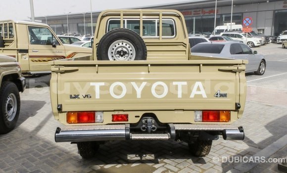Buy Import Toyota Land Cruiser Beige Car in Import - Dubai in Al Jazirah State Buy Import Toyota Land Cruiser Beige Car in Import - Dubai in Al Jazirah State