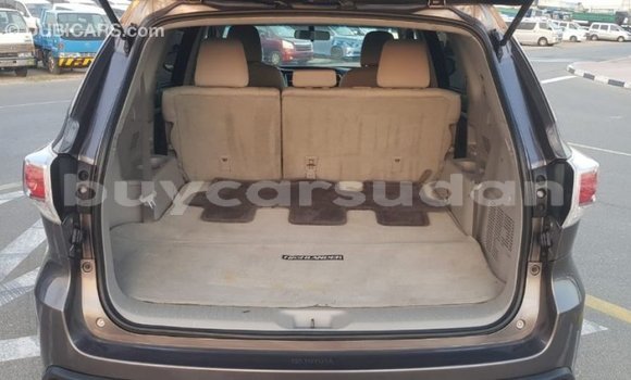 Buy Import Toyota Highlander Other Car in Import - Dubai in Al Jazirah State Buy Import Toyota Highlander Other Car in Import - Dubai in Al Jazirah State