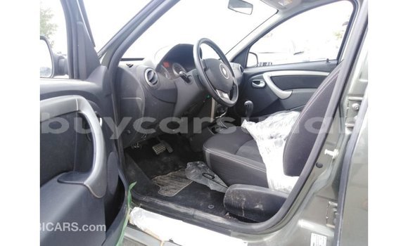 Buy Import Renault Duster Green Car in Import - Dubai in Al Jazirah State Buy Import Renault Duster Green Car in Import - Dubai in Al Jazirah State