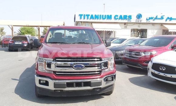 Buy Import Ford Club Wagon Red Car in Import - Dubai in Al Jazirah State Buy Import Ford Club Wagon Red Car in Import - Dubai in Al Jazirah State