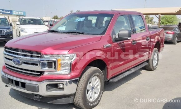 Buy Import Ford Club Wagon Red Car in Import - Dubai in Al Jazirah State Buy Import Ford Club Wagon Red Car in Import - Dubai in Al Jazirah State