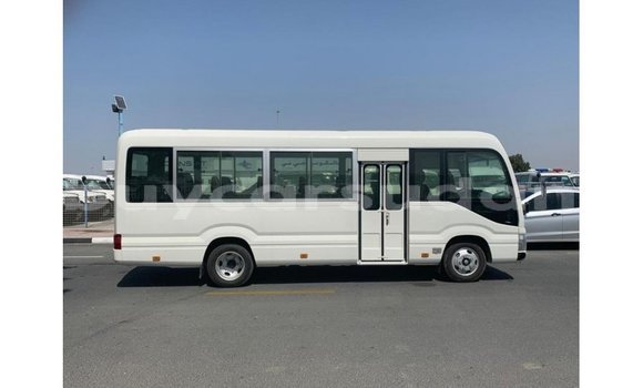 Buy Import Toyota Coaster White Car in Import - Dubai in Al Jazirah State Buy Import Toyota Coaster White Car in Import - Dubai in Al Jazirah State