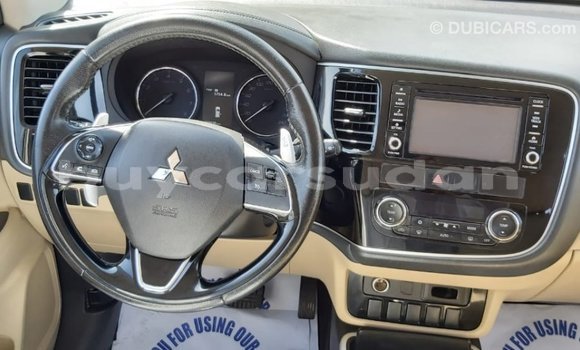 Buy Import Mitsubishi Outlander White Car in Import - Dubai in Al Jazirah State Buy Import Mitsubishi Outlander White Car in Import - Dubai in Al Jazirah State