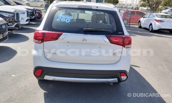 Buy Import Mitsubishi Outlander White Car in Import - Dubai in Al Jazirah State Buy Import Mitsubishi Outlander White Car in Import - Dubai in Al Jazirah State