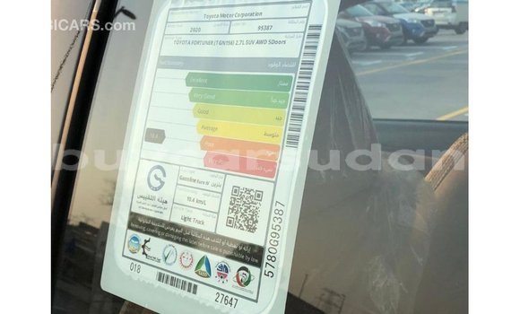 Acheter Import Voiture Toyota Fortuner Noir à Import - Dubai, État d'Al Jazirah Acheter Import Voiture Toyota Fortuner Noir à Import - Dubai, État d'Al Jazirah