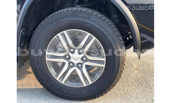 Acheter Import Voiture Toyota Fortuner Noir à Import - Dubai, État d'Al Jazirah Acheter Import Voiture Toyota Fortuner Noir à Import - Dubai, État d'Al Jazirah