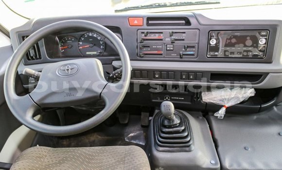 Buy Import Toyota Coaster White Car in Import - Dubai in Al Jazirah State Buy Import Toyota Coaster White Car in Import - Dubai in Al Jazirah State