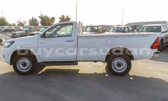 Buy Import Toyota Hilux White Car in Import - Dubai in Al Jazirah State Buy Import Toyota Hilux White Car in Import - Dubai in Al Jazirah State