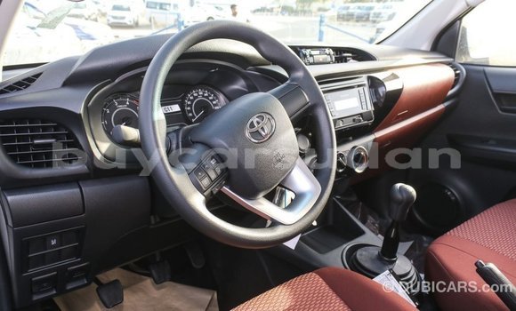 Buy Import Toyota Hilux White Car in Import - Dubai in Al Jazirah State Buy Import Toyota Hilux White Car in Import - Dubai in Al Jazirah State