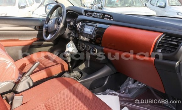 Buy Import Toyota Hilux White Car in Import - Dubai in Al Jazirah State Buy Import Toyota Hilux White Car in Import - Dubai in Al Jazirah State