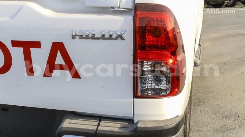 Big with watermark toyota hilux al jazirah state import dubai 2904