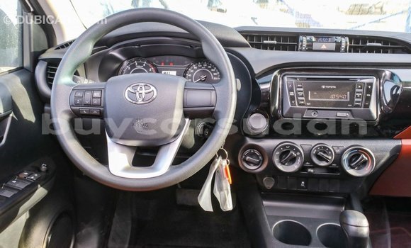 Buy Import Toyota Hilux White Car in Import - Dubai in Al Jazirah State Buy Import Toyota Hilux White Car in Import - Dubai in Al Jazirah State