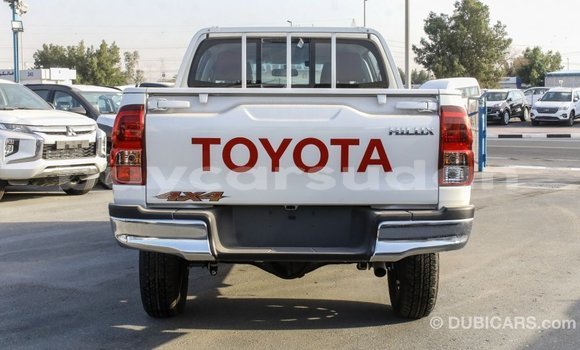 Buy Import Toyota Hilux White Car in Import - Dubai in Al Jazirah State Buy Import Toyota Hilux White Car in Import - Dubai in Al Jazirah State