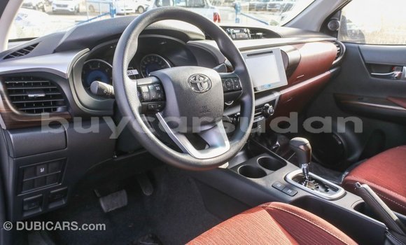 Buy Import Toyota Hilux White Car in Import - Dubai in Al Jazirah State Buy Import Toyota Hilux White Car in Import - Dubai in Al Jazirah State