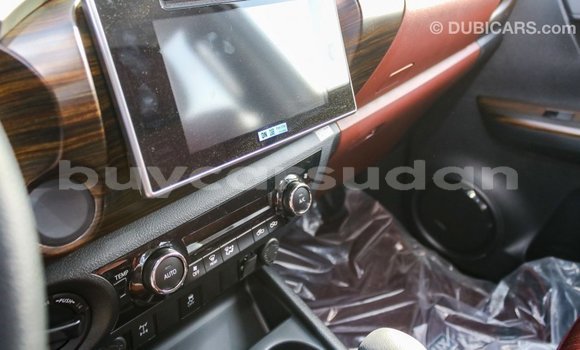 Buy Import Toyota Hilux White Car in Import - Dubai in Al Jazirah State Buy Import Toyota Hilux White Car in Import - Dubai in Al Jazirah State