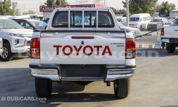 Buy Import Toyota Hilux White Car in Import - Dubai in Al Jazirah State Buy Import Toyota Hilux White Car in Import - Dubai in Al Jazirah State