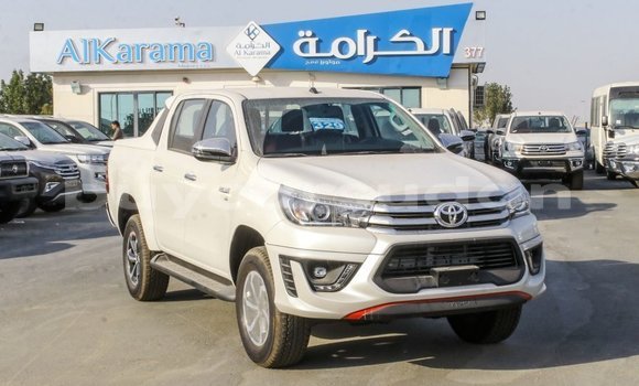 Buy Import Toyota Hilux White Car in Import - Dubai in Al Jazirah State Buy Import Toyota Hilux White Car in Import - Dubai in Al Jazirah State