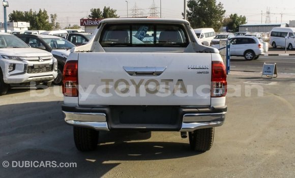 Buy Import Toyota Hilux White Car in Import - Dubai in Al Jazirah State Buy Import Toyota Hilux White Car in Import - Dubai in Al Jazirah State