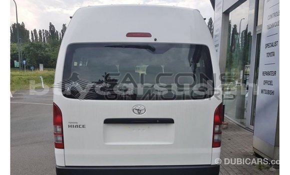 Acheter Import Voiture Toyota Hiace Blanc à Import - Dubai, État d'Al Jazirah Acheter Import Voiture Toyota Hiace Blanc à Import - Dubai, État d'Al Jazirah