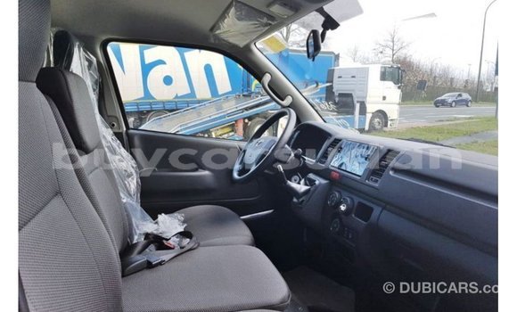 Buy Import Toyota Hiace White Car in Import - Dubai in Al Jazirah State Buy Import Toyota Hiace White Car in Import - Dubai in Al Jazirah State