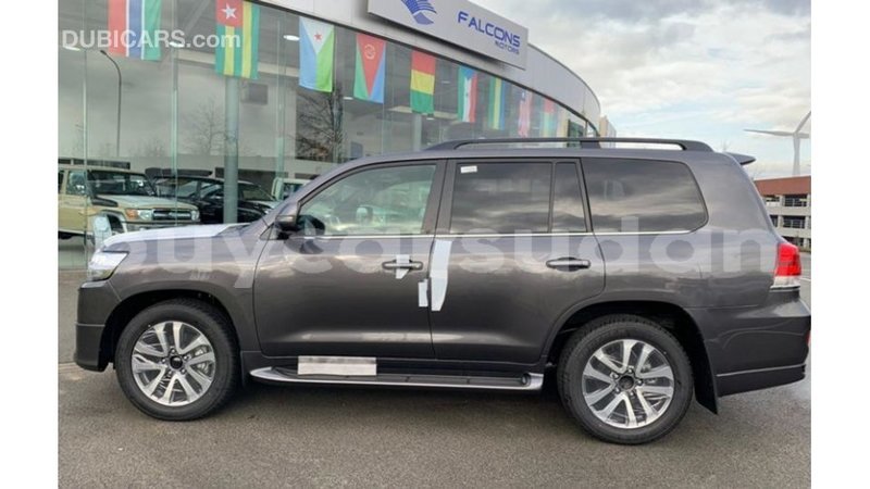 Big with watermark toyota land cruiser al jazirah state import dubai 2916