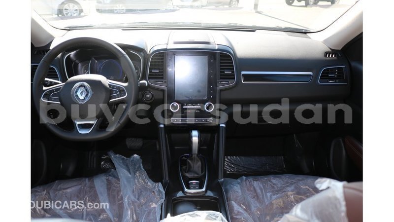 Big with watermark renault 4 al jazirah state import dubai 2922