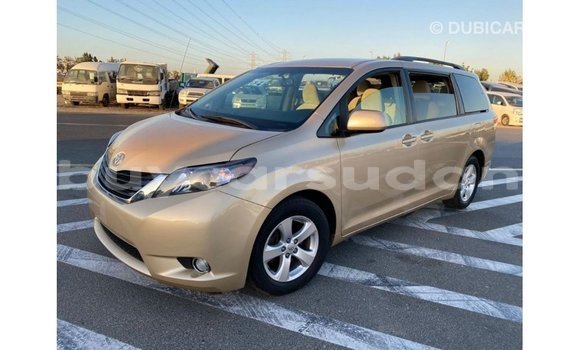 Buy Import Toyota Sienna Other Car in Import - Dubai in Al Jazirah State Buy Import Toyota Sienna Other Car in Import - Dubai in Al Jazirah State