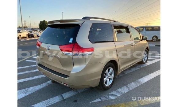 Buy Import Toyota Sienna Other Car in Import - Dubai in Al Jazirah State Buy Import Toyota Sienna Other Car in Import - Dubai in Al Jazirah State