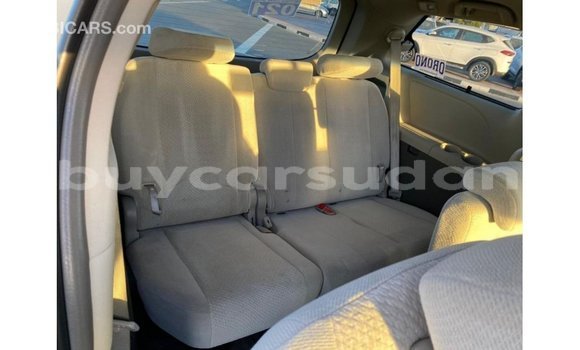 Buy Import Toyota Sienna Other Car in Import - Dubai in Al Jazirah State Buy Import Toyota Sienna Other Car in Import - Dubai in Al Jazirah State