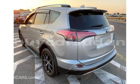 Buy Import Toyota HiAce Other Truck in Import - Dubai in Al Jazirah State Buy Import Toyota HiAce Other Truck in Import - Dubai in Al Jazirah State